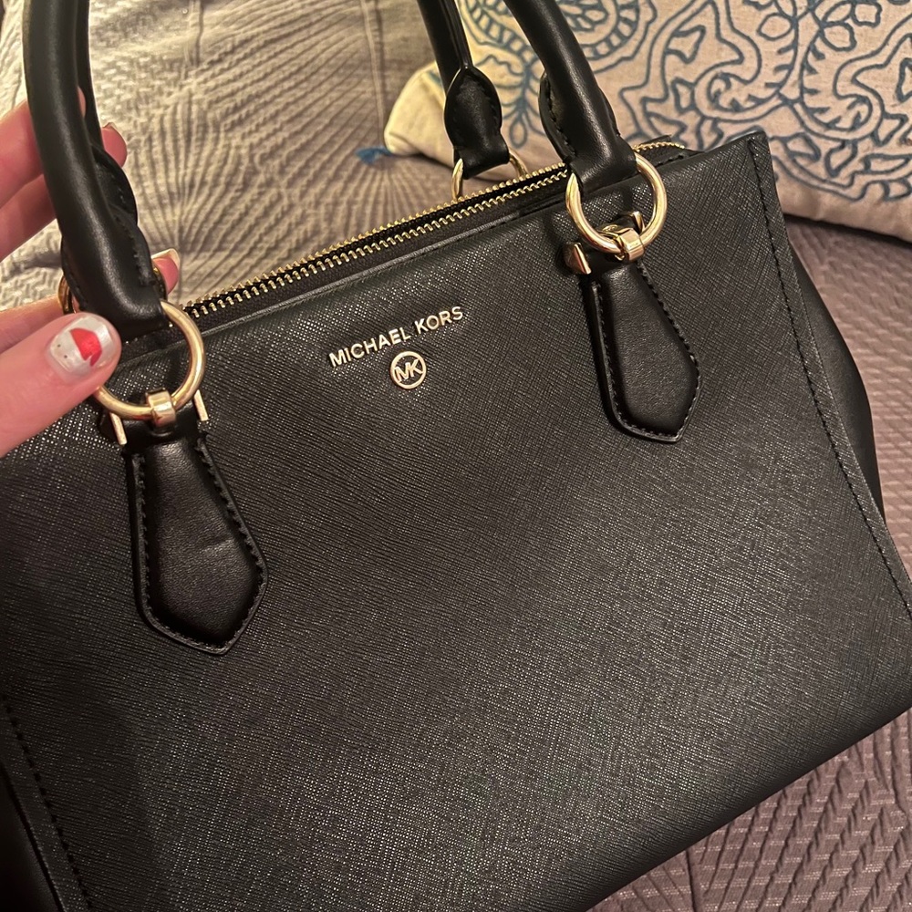 Micheal Kors Marilyn Medium Handbag/Satchel